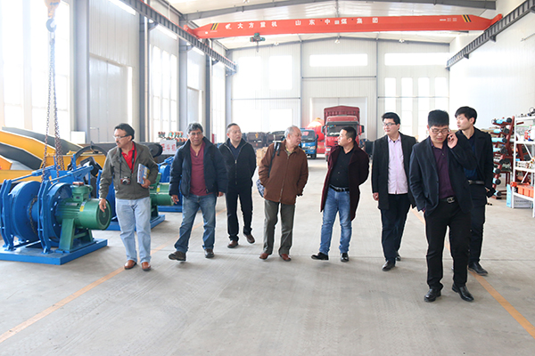 Warmly Welcome Peru Merchants to Visit China Coal Group for Procurement