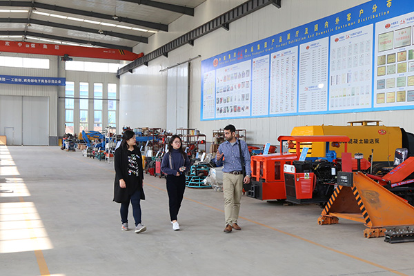 Warmly welcome Pakistani Businessmen to Visit China Coal Group for Flatbed Trailer Procurement