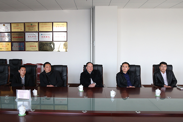 Warmly Welcome Economic Information Committee and Jining High-tech Zone Leaders Visit to China Coal Group