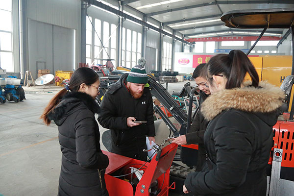Warmly Welcome Russian Merchants To Visit Shandong Lvbei For Purchase Equipment