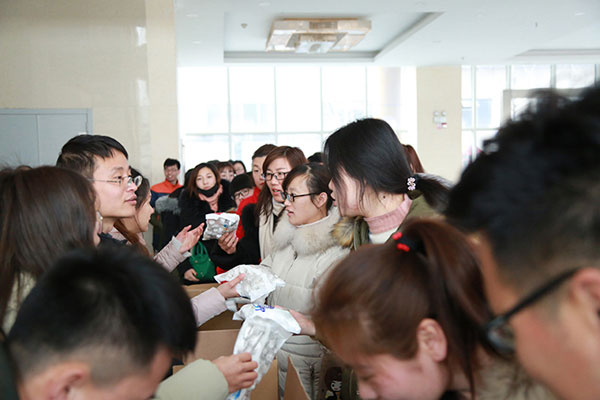 China Coal Group Distribute Lantern Festival Benefits To All Employees