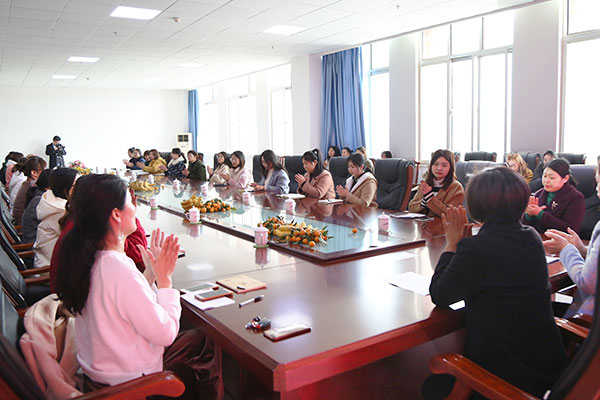 China Coal Group Hold A Symposium To Celebrate The March 8 Women's Day
