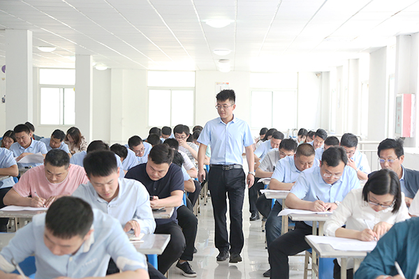 Jining Vocational Industry And Commerce Training School Hold Management Knowledge Training And Assessment For Senior Managers
