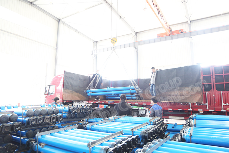 China Coal Group Sent A Batch Of Hydraulic Props To Xinjiang Province
