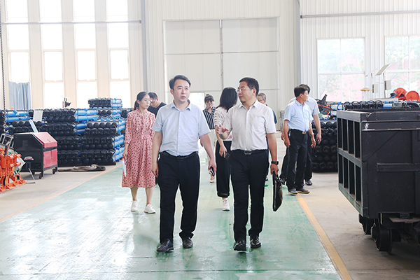 Warmly Welcome The Leaders Of Jining Innovation And Entrepreneurship Research Institute To Visit The China Coal Group