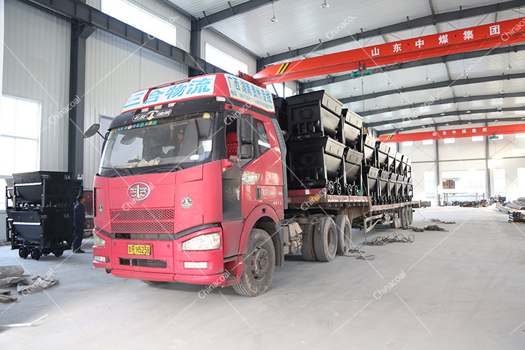 China Coal Group Sent A Batch Of Bucket-Tipping Mine Car To Gansu Province