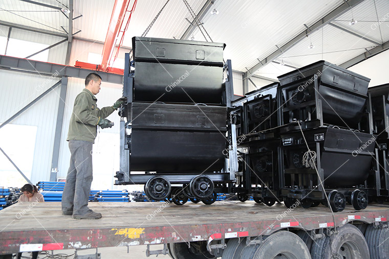 China Coal Group Sent A Batch Of Bucket-Tipping Mine Car To Gansu Province