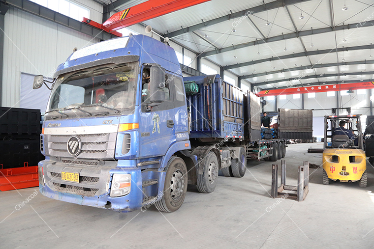 China Coal Group Sent A Batch Of Mining Single Hydraulic Props To Xinjiang