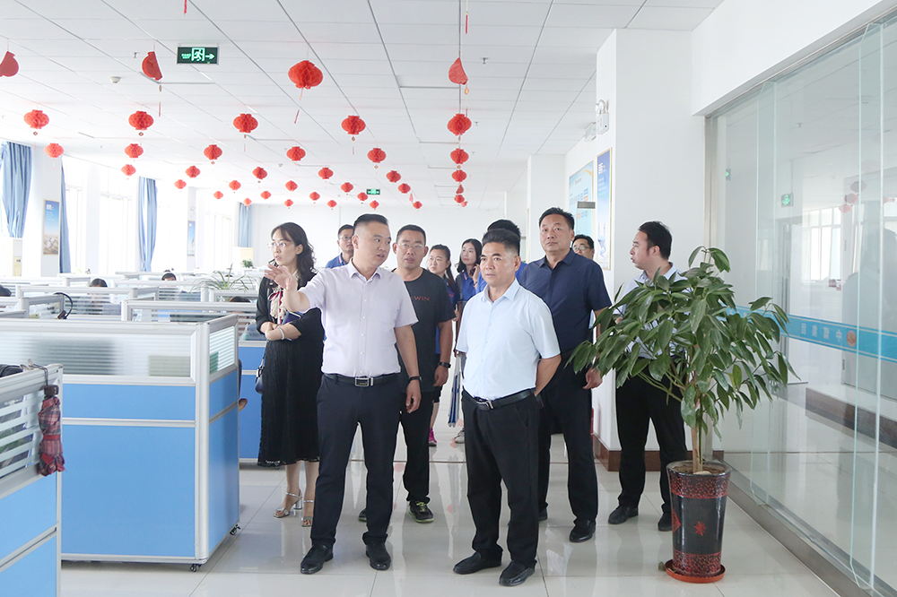 Warm Welcome Shandong Mingda Industrial Group Leaders Visit China Coal Group Inspection Cooperation