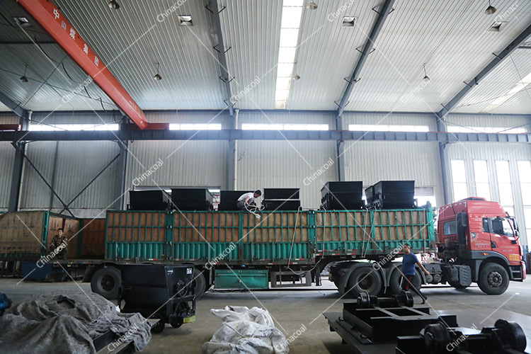 China Coal Group Sent A Batch Of Bucket-tipping Mine Cart To A Mine In Nanjing