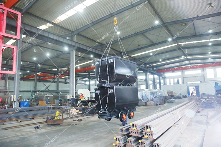 China Coal Group Sent A Batch Of Hydraulic Props And Mining CarsTo Heilongjiang And Shanxi