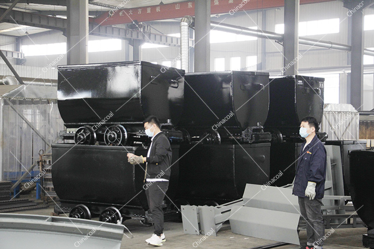 China Coal Group Sent A Batch Of Bucket-Tipping Mine Cart To Gansu