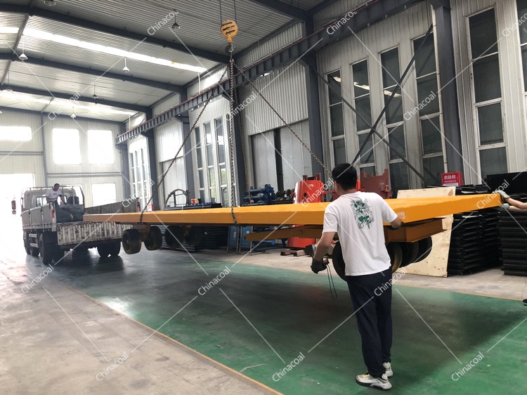 China Coal Group Sent A Batch Of Flat Mining Cars To Tengzhou