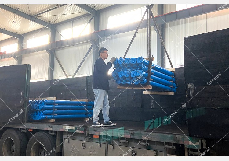 China Coal Group Sent A Batch Of Hydraulic Props And Accessories To Tianjin Port