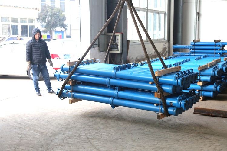 China Coal Group Sent A Batch Of Hydraulic Props To Xinjiang