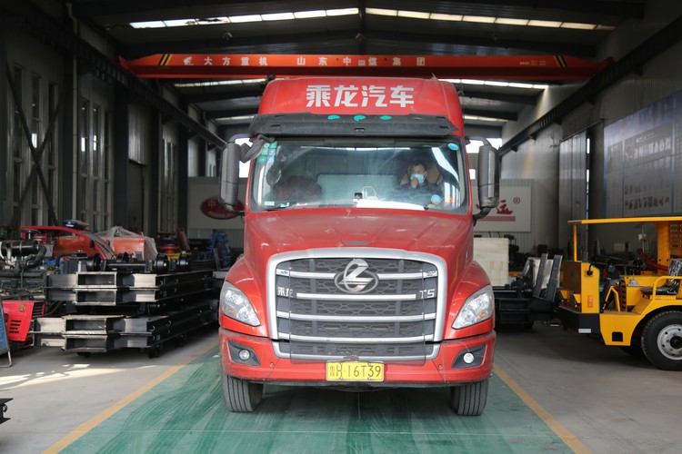 China Coal Group Sent A Batch Of Flatbed Trucks And Material Trucks To Two Major Mines In Shanxi