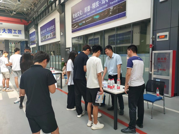 China Coal Group Participate Campus Recruitment Double Election Meeting Of The Business School Of Shandong Polytechnic College