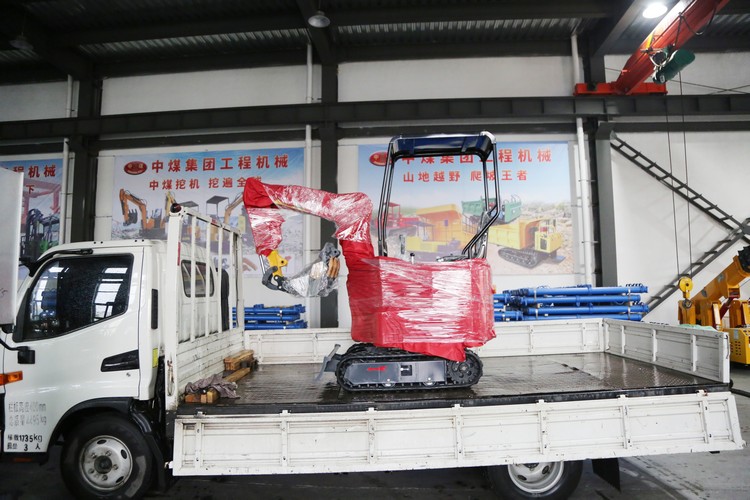 China Coal Group Sent A Batch Of Excavators To Henan