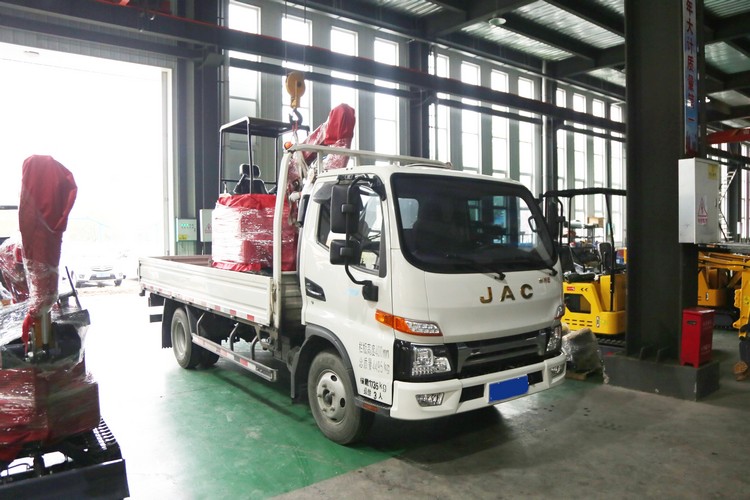 China Coal Group Sent Excavators To Yangquan, Shanxi
