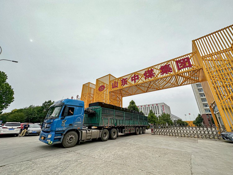 China Coal Group Sent A Batch Of Fixed Mine Cars To Shaanxi