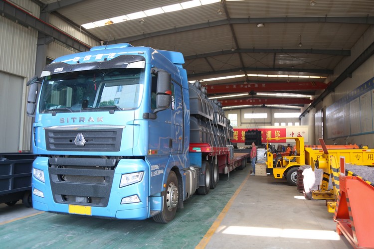 China Coal Group Sent A Batch Of Fixed Mining Trucks And Side-Dump Mining Trucks To Yunnan
