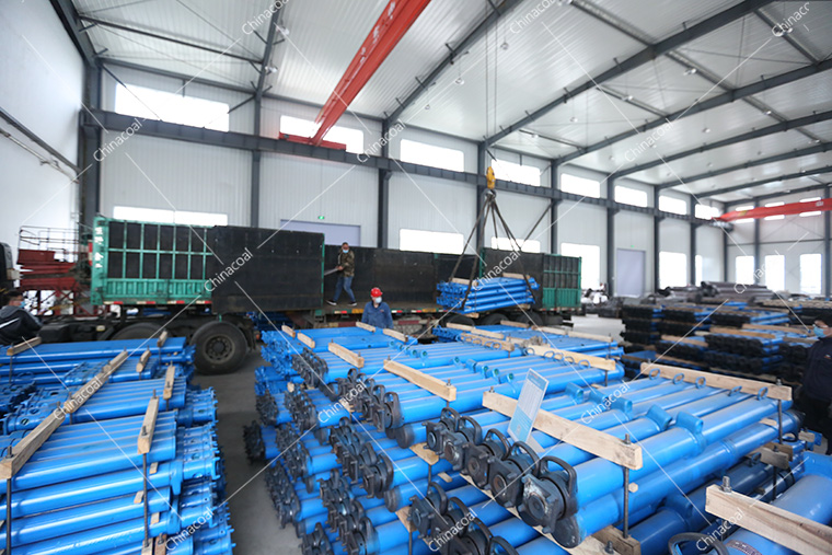 China Coal Group Sent A Batch Of Mining Single Hydraulic Props To Lanzhou, Gansu