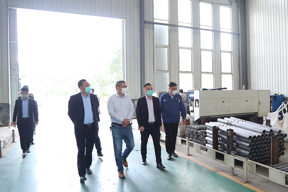 Warmly Welcome The Leaders Of Shandong Industrial Design Association To Visit China Coal Group For Guidance