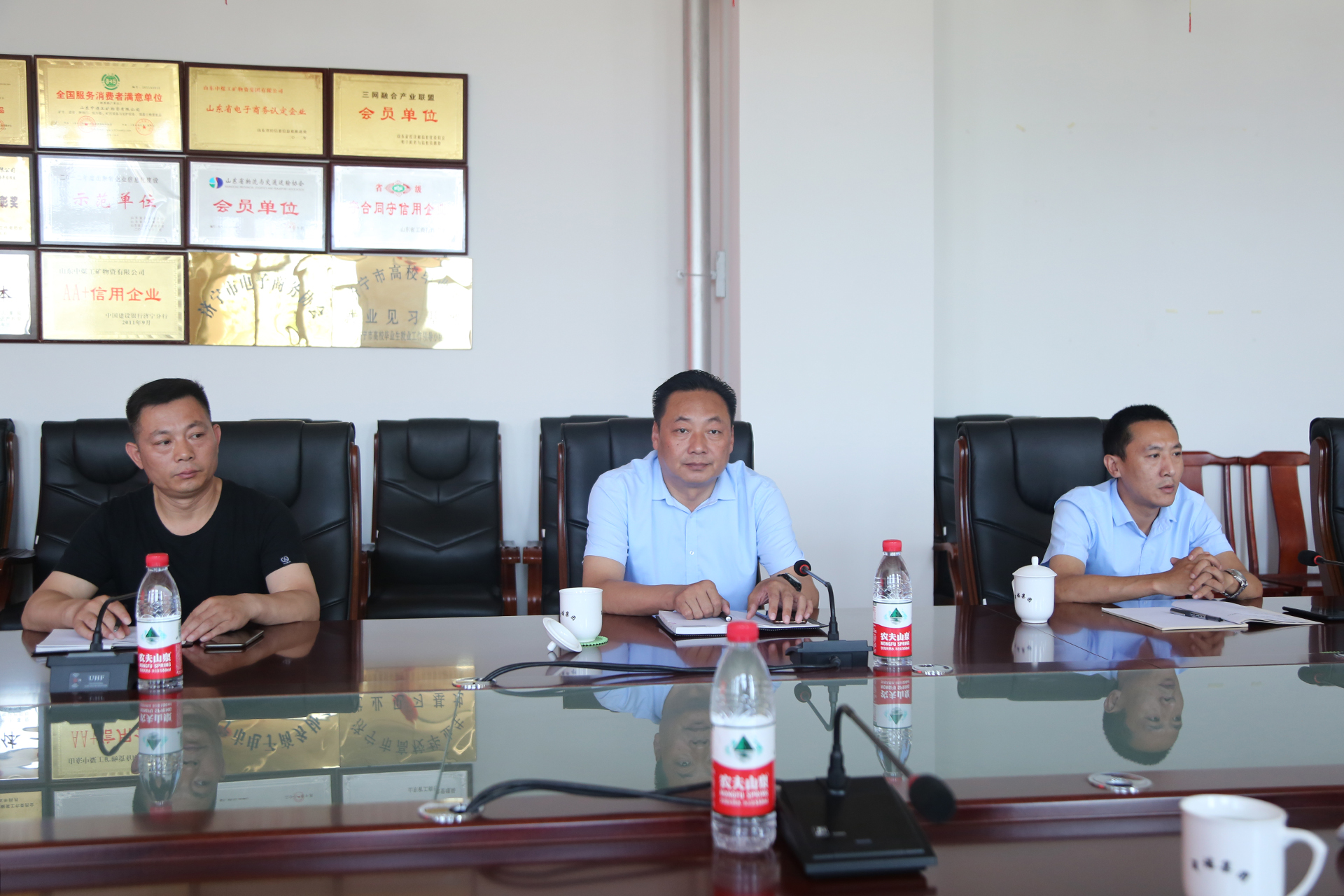 Warmly welcome leaders of Jining High-tech Zone Federation of Trade Unions to visit China Coal Group
