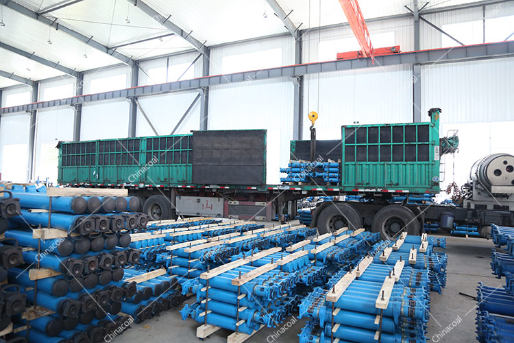 China Coal Group sent a batch of hydraulic props and flatbed Cars to two major mines in Shanxi and Jinzhong