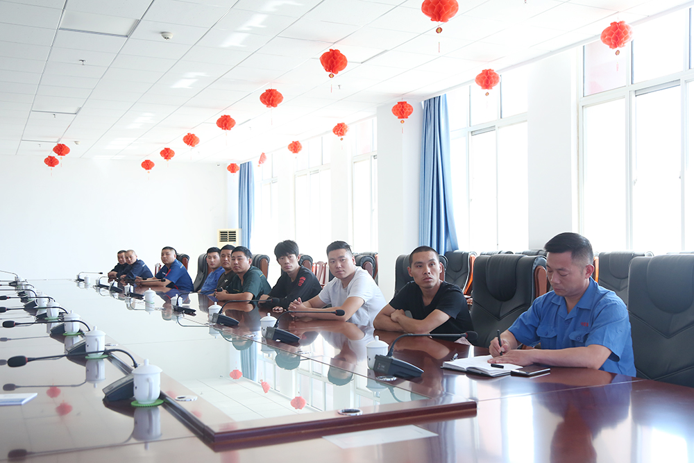 Warmly Welcome Experts From The Emergency Management Bureau Of Jining High-Tech Zone To Visit China Coal Group For Safety Production Training