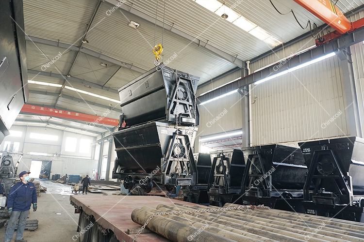 China Coal Group A Batch Of Mine Carts And Flatbed Cart Equipment Sent To Heilongjiang And Xinjiang