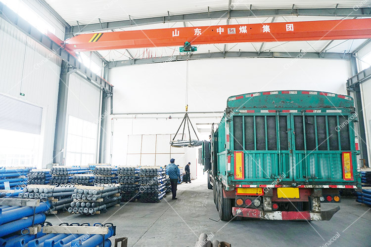 China Coal Group Sent A Batch Of Suspended Single Hydraulic Props To Changzhi, Shanxi