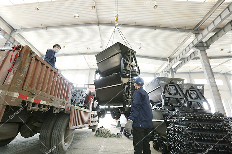 China Coal Group Sent A Batch Of Bucket-Tipping Car To Shaanxi