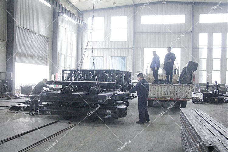 China Coal Group Sent A Batch Of Mining Flatbed Carts To Guizhou