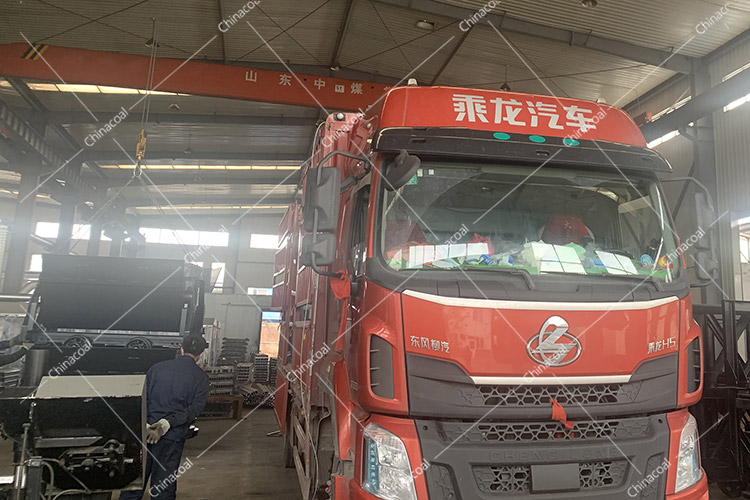 China Coal Group Sent A Batch Of Bucket Tipping Mine Car To Hangzhou Province