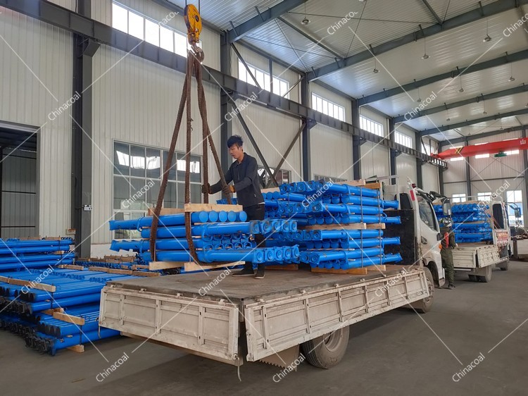 China Coal Group Sent A Batch Of Hydraulic Props, Mining Cars And Material Cars To The Three Provinces