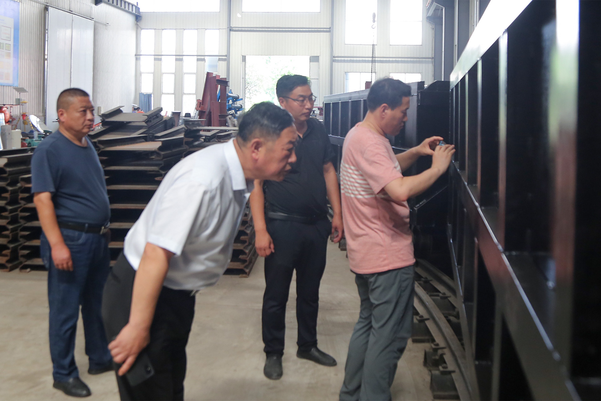 Warmly Welcome Experts From The National Safety Production Fushun Mining Equipment Inspection And Inspection Center To Visit China Coal Group For Product Inspection