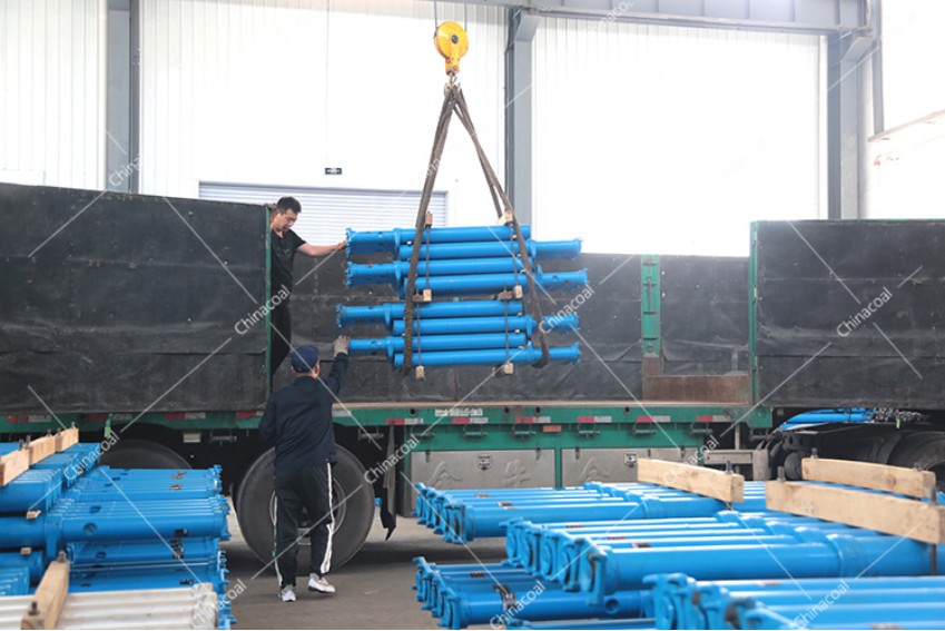 China Coal Group Sent A Batch Of Mining Single Hydraulic Props To Luliang, Shanxi