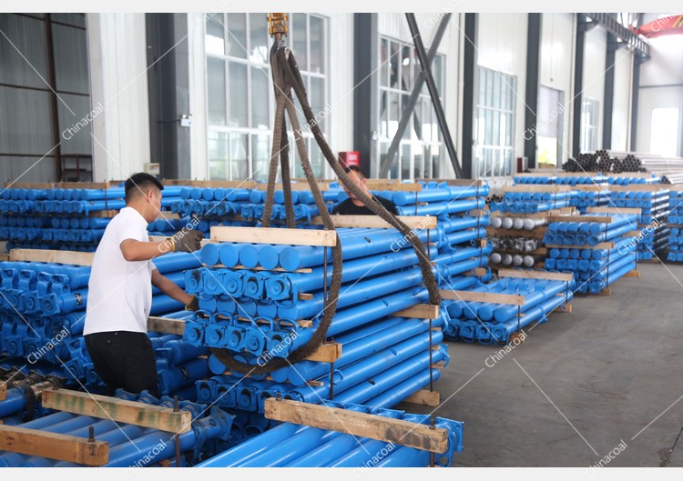 China Coal Group Sent A Batch Of Hydraulic Props To Shanxi Jincheng And Shaanxi Baoji