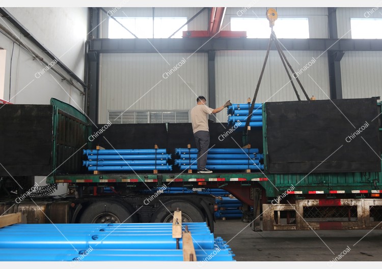 China Coal Group Sent A Batch Of Single Hydraulic Props To A Mine In Inner Mongolia