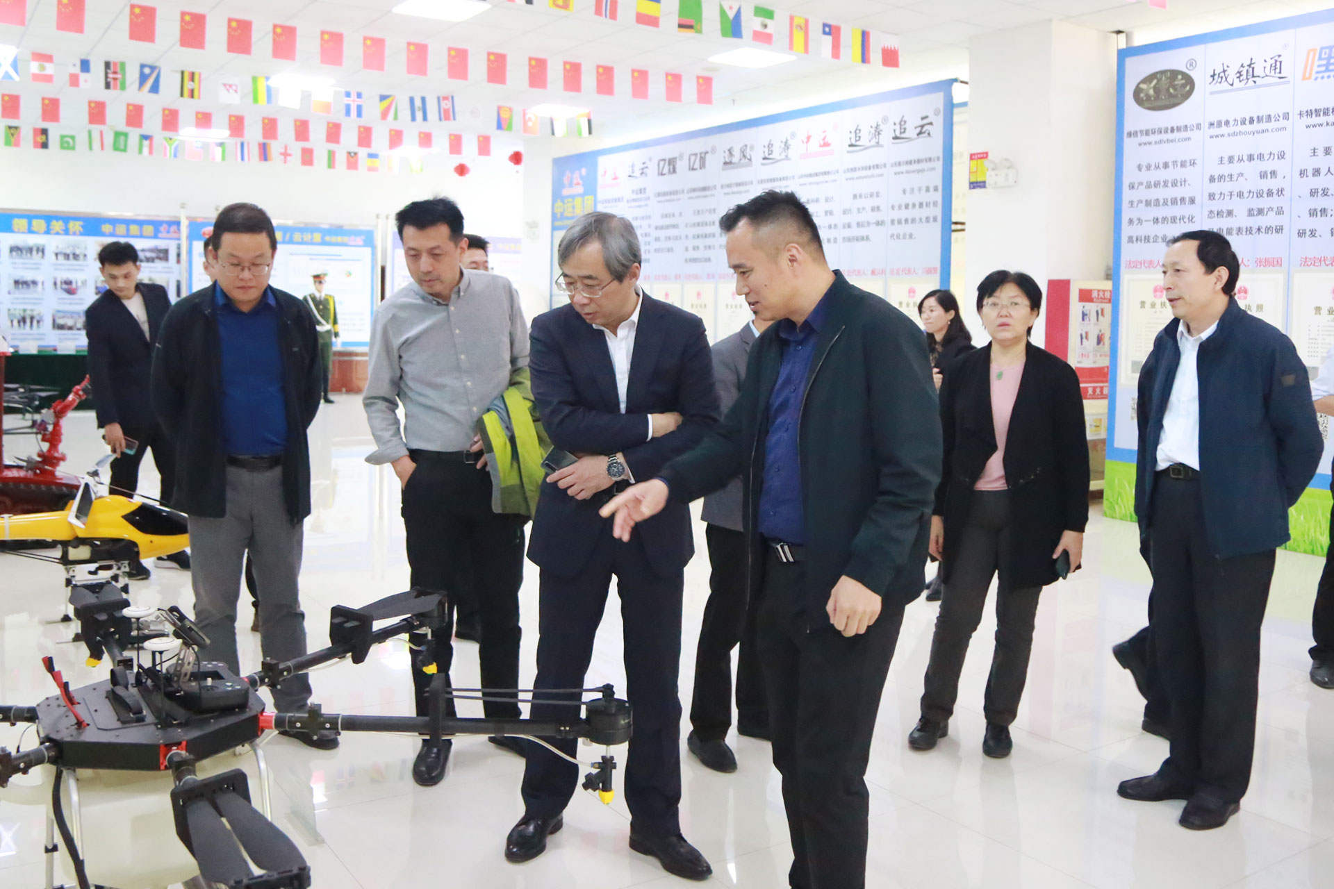 Warmly Welcome The Leaders Of Shandong Provincial Department Of Human Resources And Social Security To Visit China Coal Group