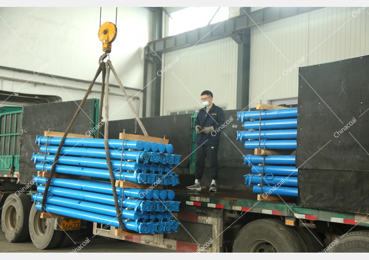 China Coal Group Sent A Batch Of Mining Single Hydraulic Props To Xinjiang