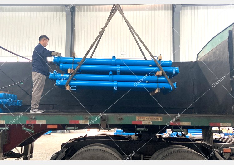 China Coal Group Send A Batch Of Mining Single Hydraulic Props To Changzhi, Shanxi Province