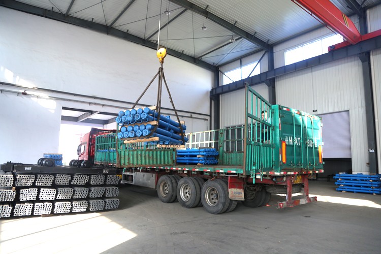 China Coal Group Sent A Batch Of Hydraulic Props To Xinjiang