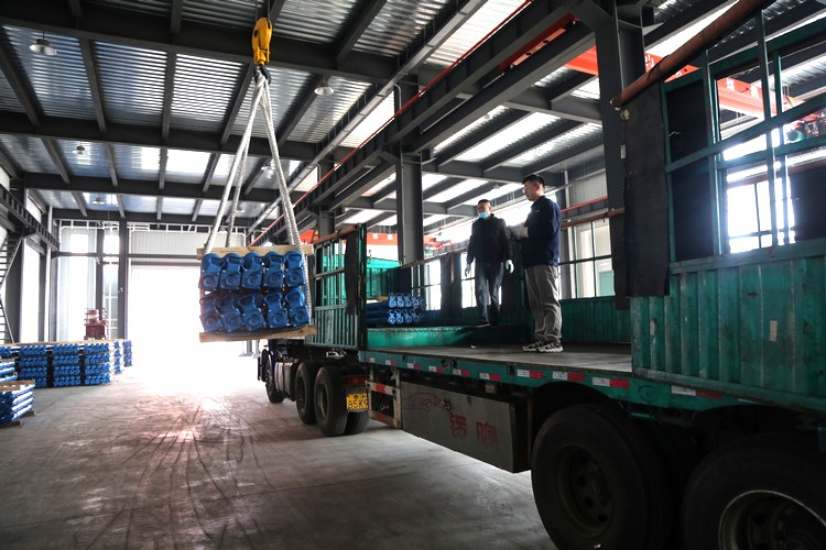 China Coal Group Sent A Batch Of Hydraulic Props To Jincheng, Shanxi 