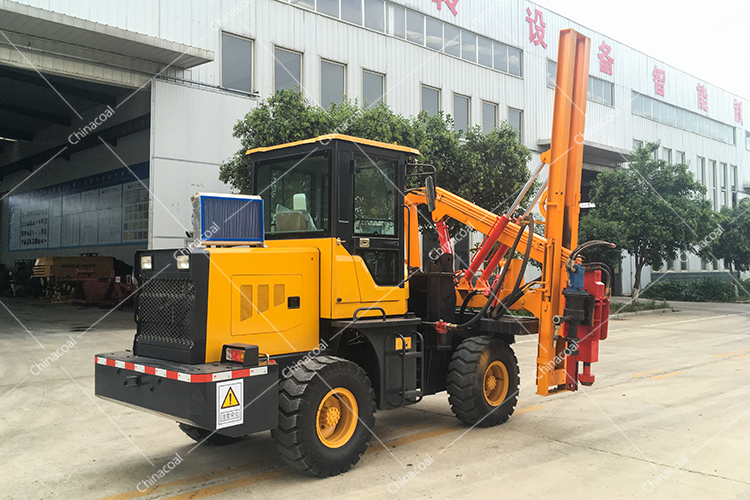 360 Degree Wheel Type Hydraulic Rotary Drilling Rig