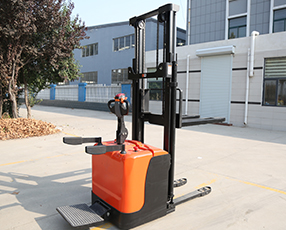 Small Battery Forklift Self Loading ​Lifting Forklift