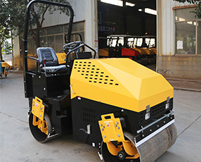 1.5 Ton Driving Double Drum Vibratory Compactor Road Roller