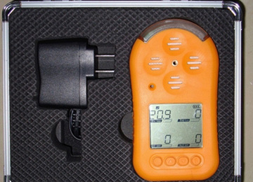 Portable multi-gas detector KT602