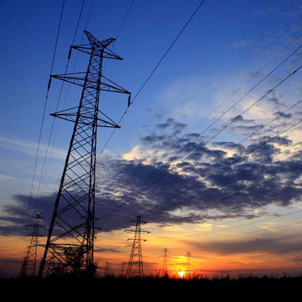 China to build 12 trans-regional power transmission lines
